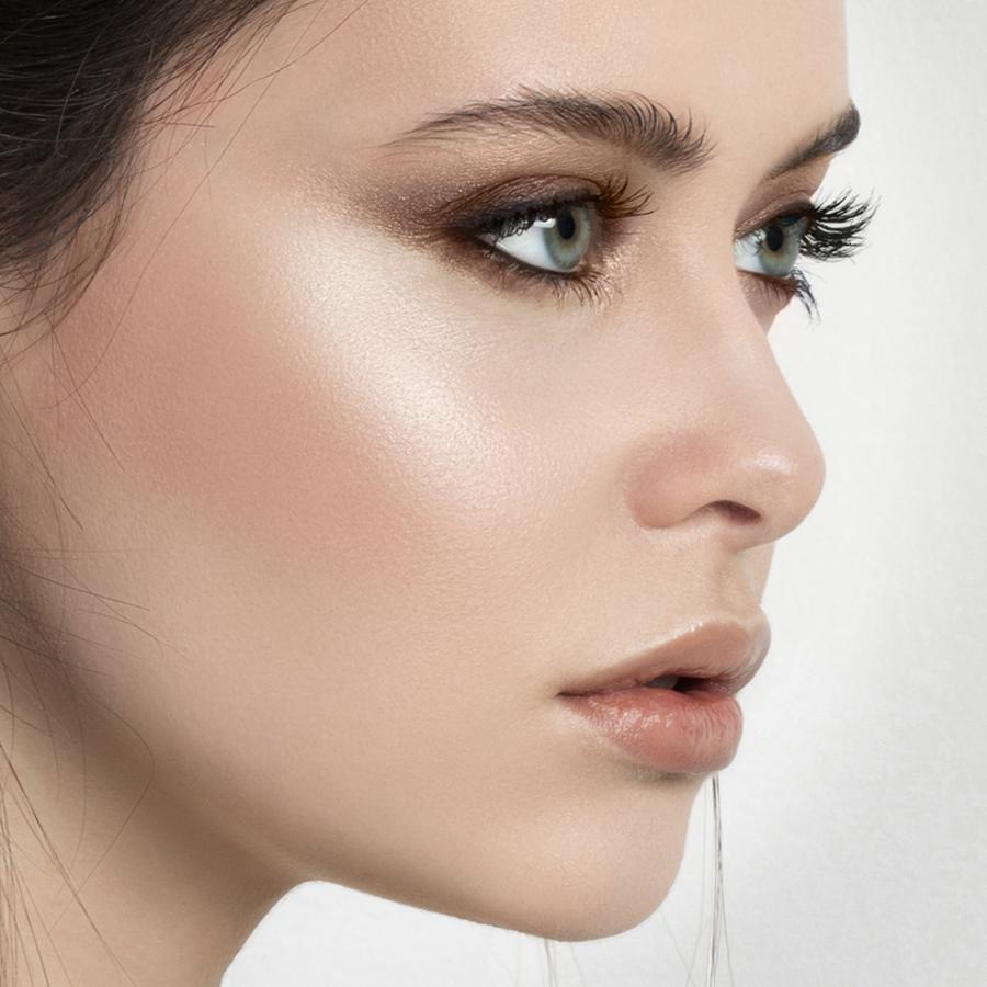Beauty Lesson: Highlighting and Contouring